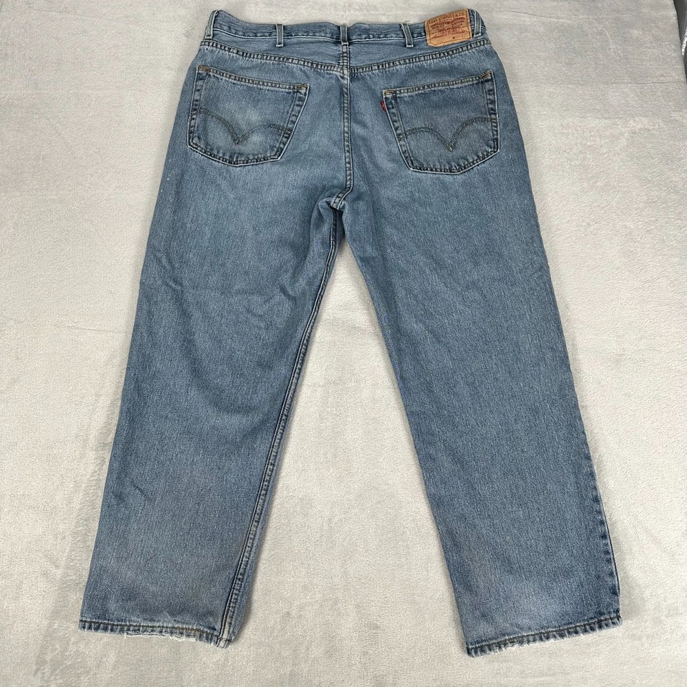 Levi's 550 Relaxed Fit Jeans Men's Size 40x29 Distressed Denim Medium Wash - Picture 8 of 16